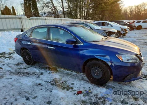 2018 Nissan Sentra S из США, поврежденный, VIN 3N1AB7AP1JY307044